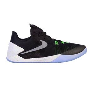 Nike hyperchase 9.5 basketball shoes